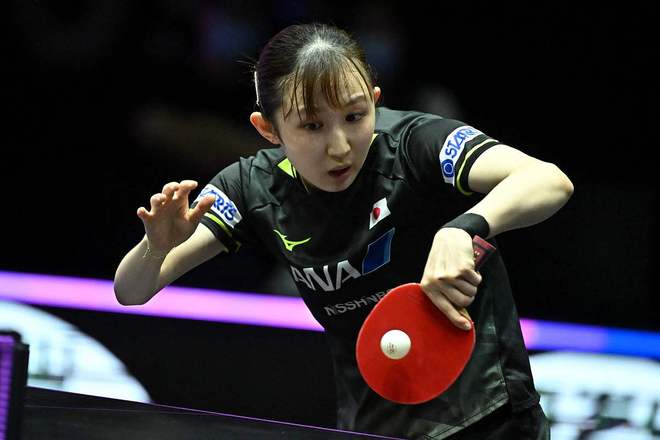 而曼联则提 而曼联则提