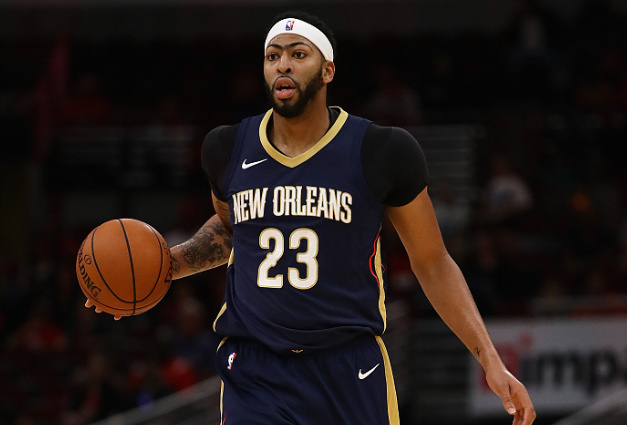 体育国际足联新规：每队比赛可换5人