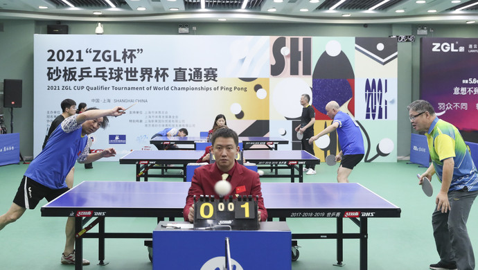 郭艾伦表示没有怨恨和委屈 在直播中一度哽咽