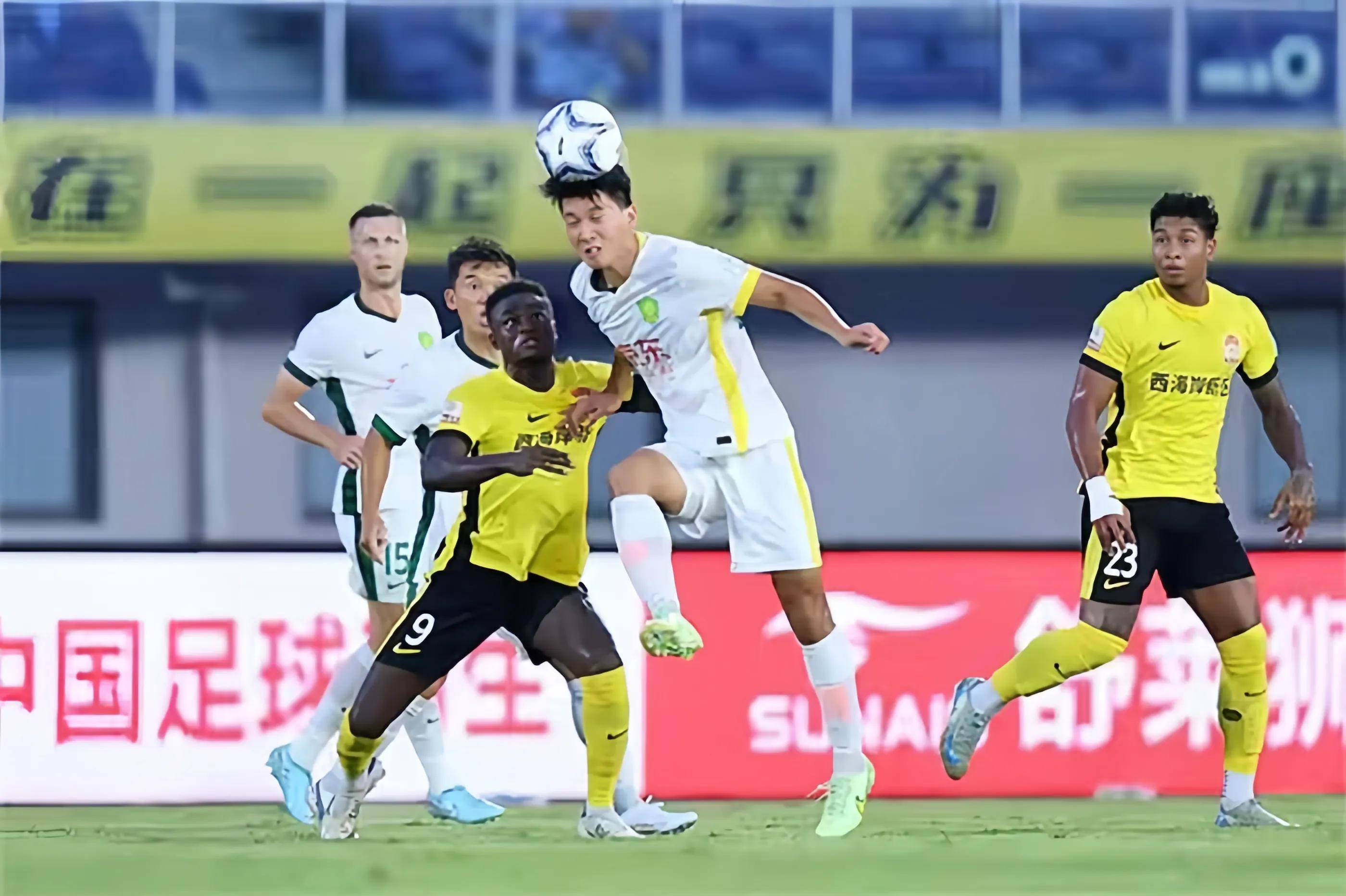 由博努奇和 由博努奇和