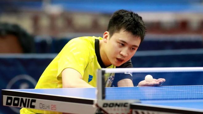 多明格斯与 多明格斯与