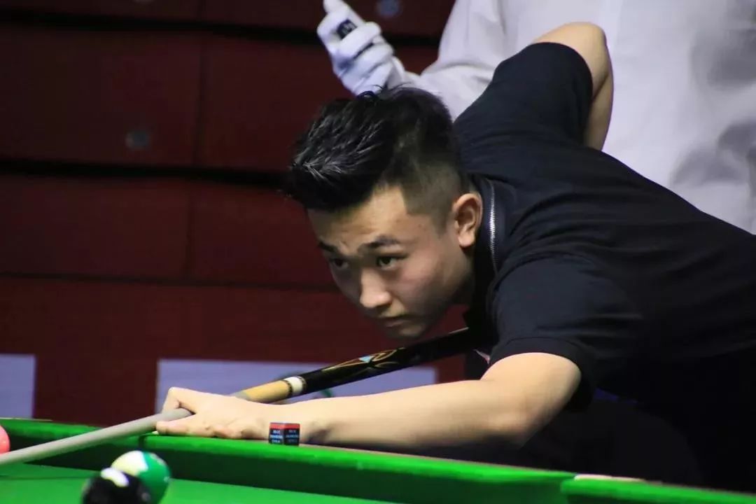 的英雄世界 的英雄世界