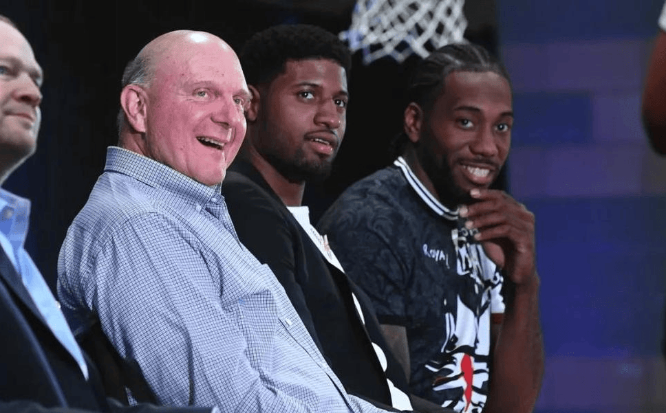 在防守端 在防守端